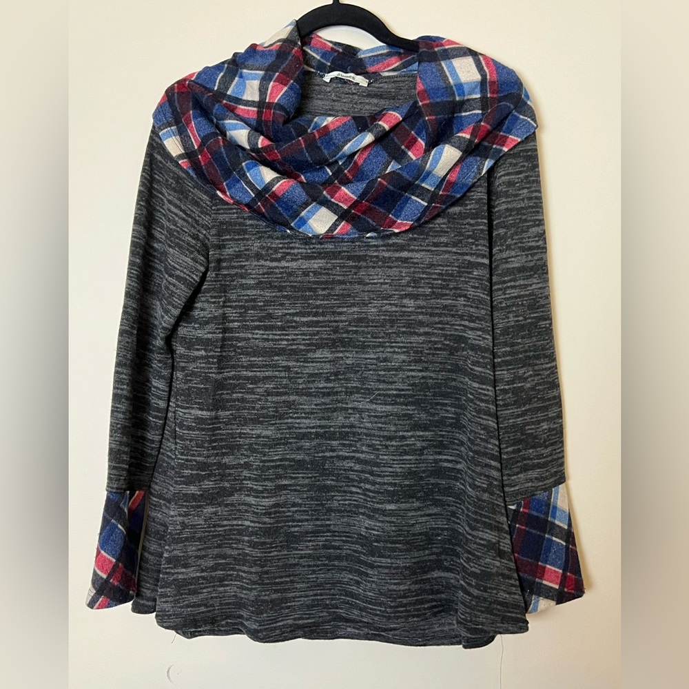 Large Gray mix Top with Plaid Cowl Neck and sleeve detail